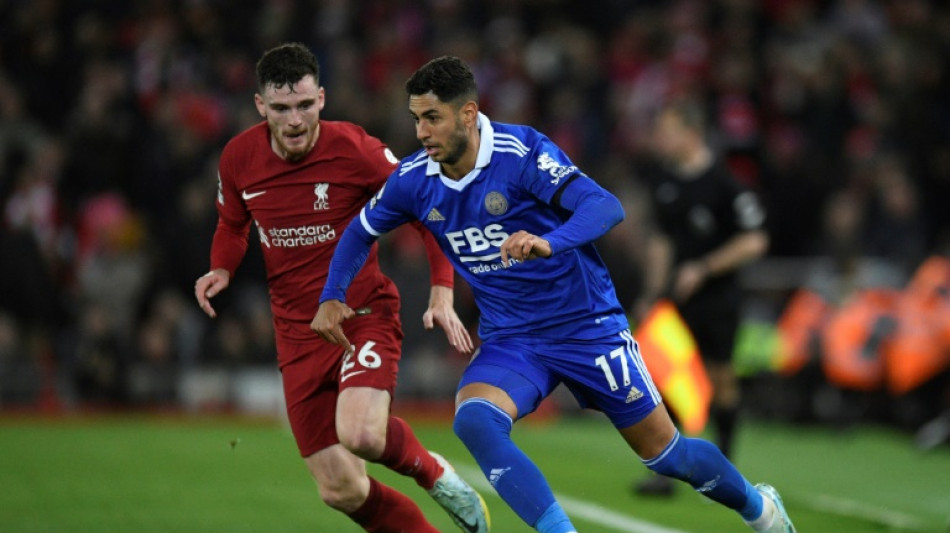 Ayoze Perez joins Real Betis on loan from Leicester