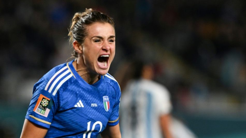Sub Girelli heads late winner to give Italy perfect World Cup start