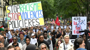 Zehntausende protestieren in etlichen franz&ouml;sischen St&auml;dten gegen Polizeigewalt
