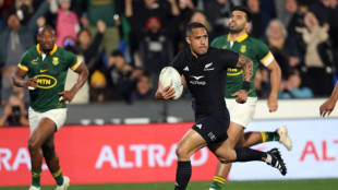 Fast-starting New Zealand seal 35-20 win over South Africa