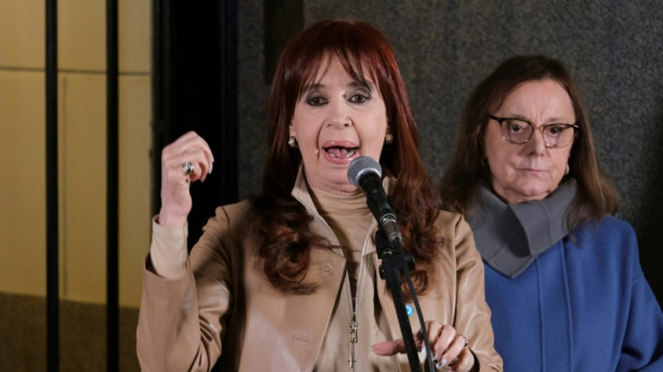 Argentine: la Cour suprême confirme la condamnation de l'ex-présidente Kirchner à six ans de prison et inéligibilité