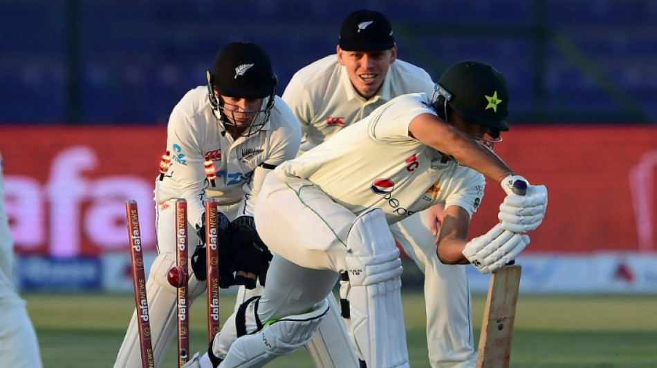 Disaster for Pakistan as they chase New Zealand's 319-run target