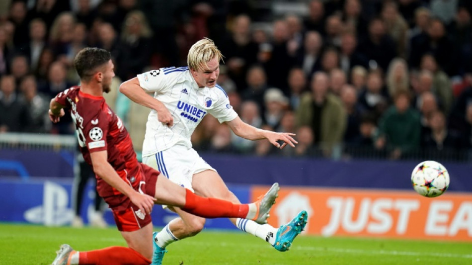 Leicester sign left-back Kristiansen from Copenhagen