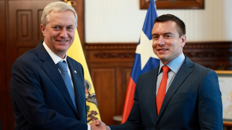 Kast aborda com Equador medidas para combater narcotr&aacute;fico e migra&ccedil;&atilde;o irregular