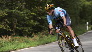 Paura Evenepoel: in bici contro furgone, &egrave; in ospedale