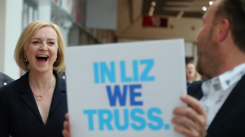 Truss, pol&iacute;tica experimentada y favorita frente al rico tecn&oacute;crata Sunak