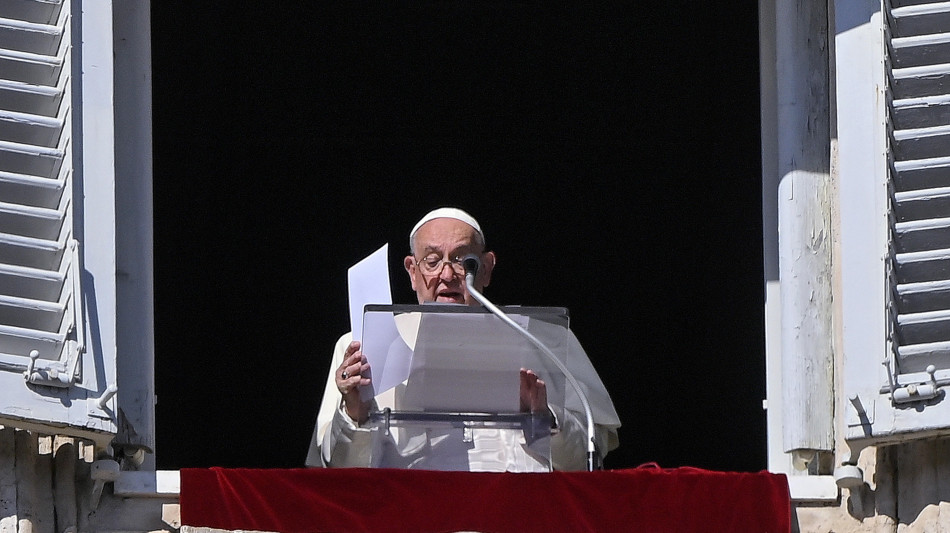 Il Papa, l'Italia ripudia la guerra, sia ovunque cos&igrave;