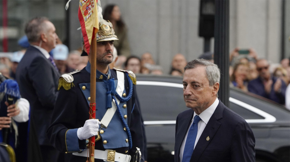 Draghi, 'l'Europa ha pi&ugrave; nemici che mai, dentro e fuori. Si rafforzi'