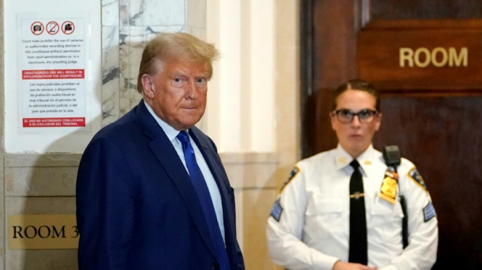 Trump dep&otilde;e na Justi&ccedil;a por caso de fraude familiar