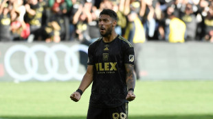 Leon beat 'lucky' Los Angeles FC to take Champions League final lead