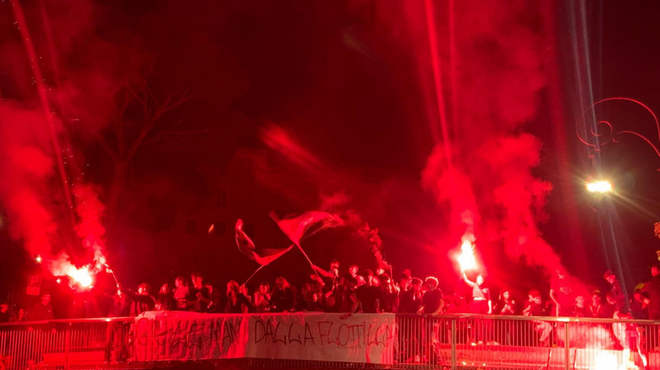 'Occupiamo strada per Flotilla', il bloccato traffico a Roma