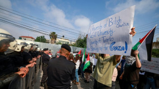 Unos estudiantes expulsan a unos diplom&aacute;ticos europeos de un museo de Cisjordania