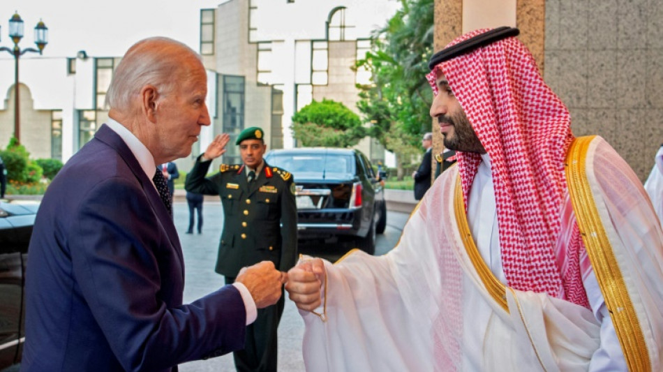 Encuentro de Biden con pr&iacute;ncipe heredero saudita empa&ntilde;&oacute; su imagen de defensor de los DDHH