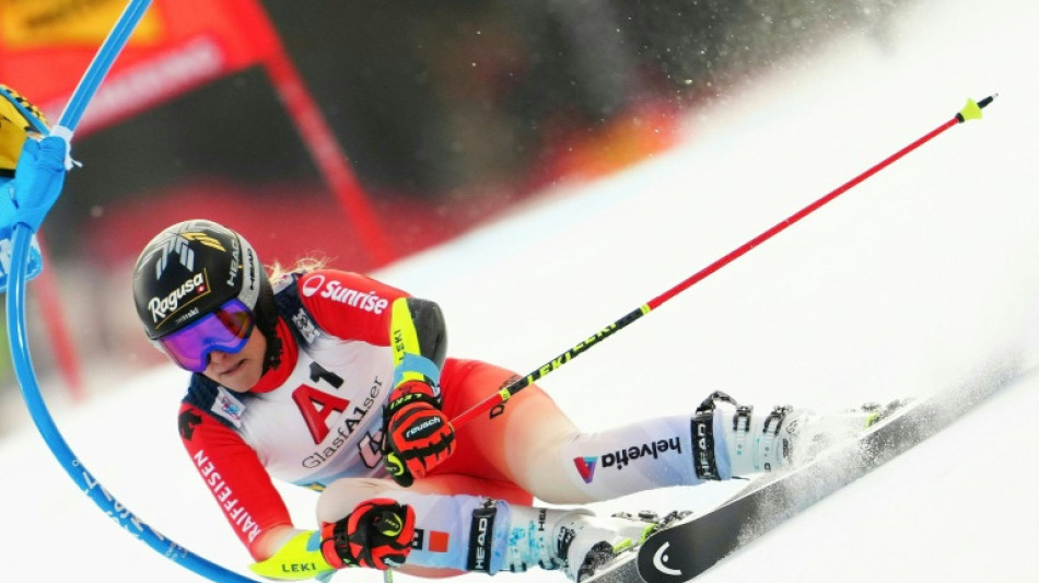 Gut-Behrami edges first run in Semmering giant slalom