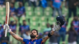 Kohli's 166 helps India crush Sri Lanka by record 317 runs