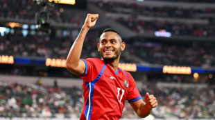 Mexico, Panama reach Gold Cup semis with hat trick for Diaz