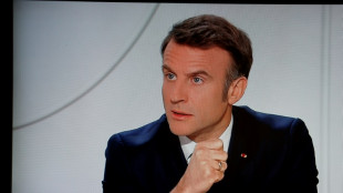 Macron: il faut &ecirc;tre "pr&ecirc;ts &agrave; r&eacute;pondre" &agrave; l'"escalade" russe, mais "jamais nous ne m&egrave;nerons d'offensive"
