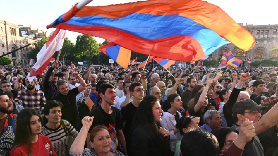 Protesta masiva en Armenia contra el traspaso de tierras a Azerbaiy&aacute;n