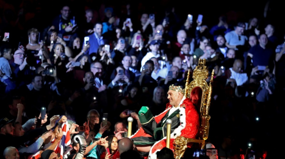 Heavyweight champ Fury looking at bout in Australia