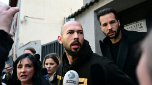 Ruman&iacute;a anula el permiso de viaje en la UE al influencer brit&aacute;nico acusado de trata y violaci&oacute;n