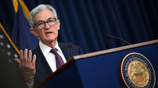 US Fed pauses rate cuts, resisting Trump pressure