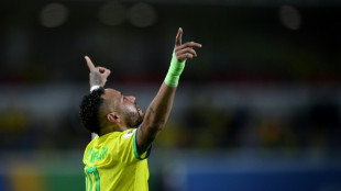 Two-goal Neymar breaks Pele's record as Brazil crush Bolivia 5-1
