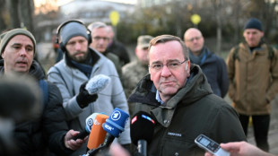 En visite surprise en Ukraine, le chef de la D&eacute;fense allemande r&eacute;affirme le soutien de Berlin