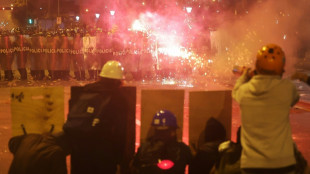 &Uuml;bergangsregierung in Peru k&uuml;ndigt Ausrufung von Ausnahmezustand an