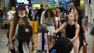 El gestor espa&ntilde;ol de los aeropuertos Aena volvi&oacute; al verde en 2022