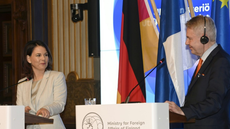 Baerbock fordert Nato-Aufnahme von Finnland und Schweden "ohne weitere Verz&ouml;gerung"