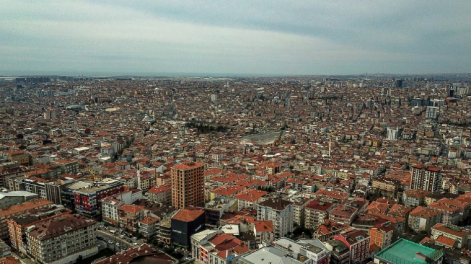 Arrestan a 32 sospechosos de preparar atentados contra lugares de culto en Turqu&iacute;a