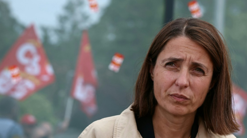 Avant sa rencontre avec Lecornu lundi, Binet demande "des actes immédiats"