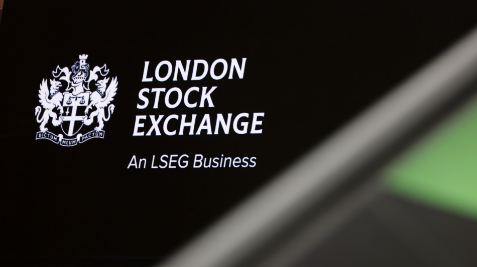 Borsa: l'Europa conclude piatta, Londra +0,1%