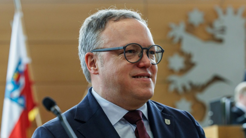 Ost-Regierungschefs fordern sofortiges Aussetzen der CO2-Abgabe auf Benzin