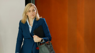 Warken will Gesundheitssystem auf Verteidigungsszenarien vorbereiten