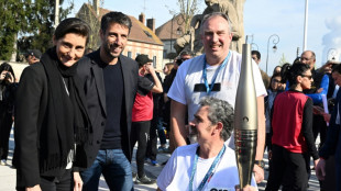 Shorts, oreillettes et brouilleurs anti-drone pour prot&eacute;ger la torche olympique 