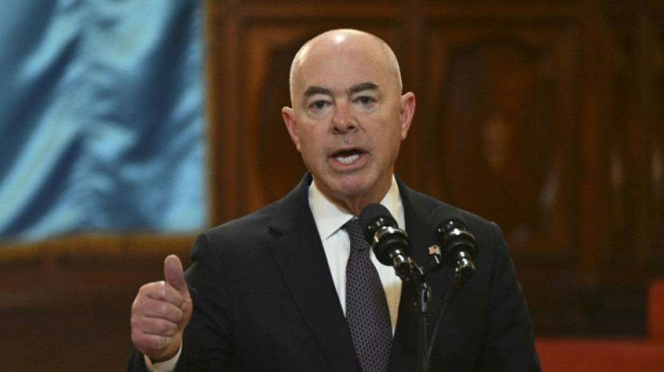 El gobierno de Biden propone acelerar la negaci&oacute;n del asilo a migrantes con antecedentes 