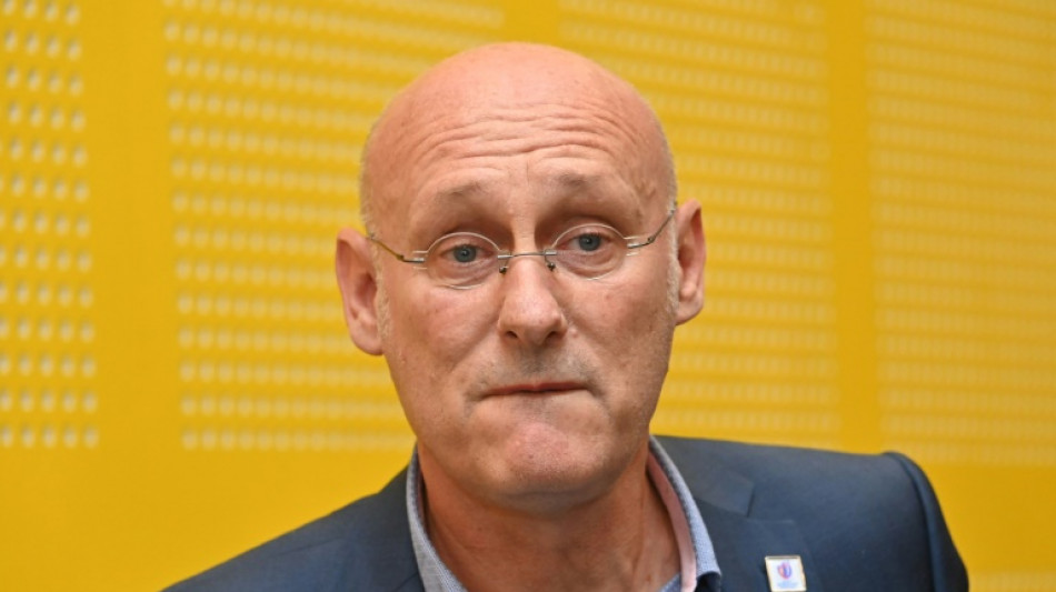 Rugby: cern&eacute; et d&eacute;savou&eacute;, Bernard Laporte d&eacute;missionne de la pr&eacute;sidence de la f&eacute;d&eacute;ration fran&ccedil;aise