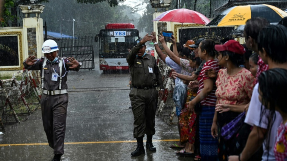 Milit&auml;rjunta in Myanmar l&auml;sst tausende Gefangene frei