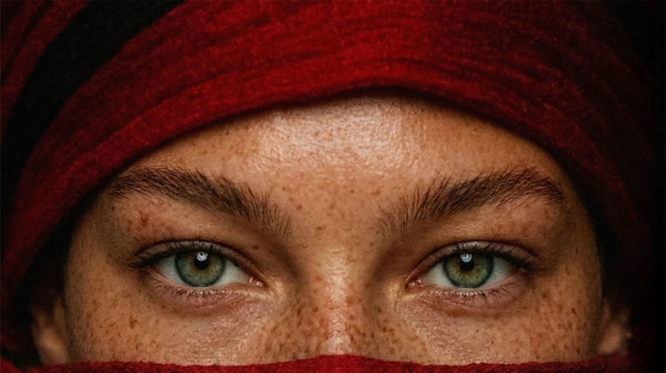 Rhove ritorna con il singolo Femmina