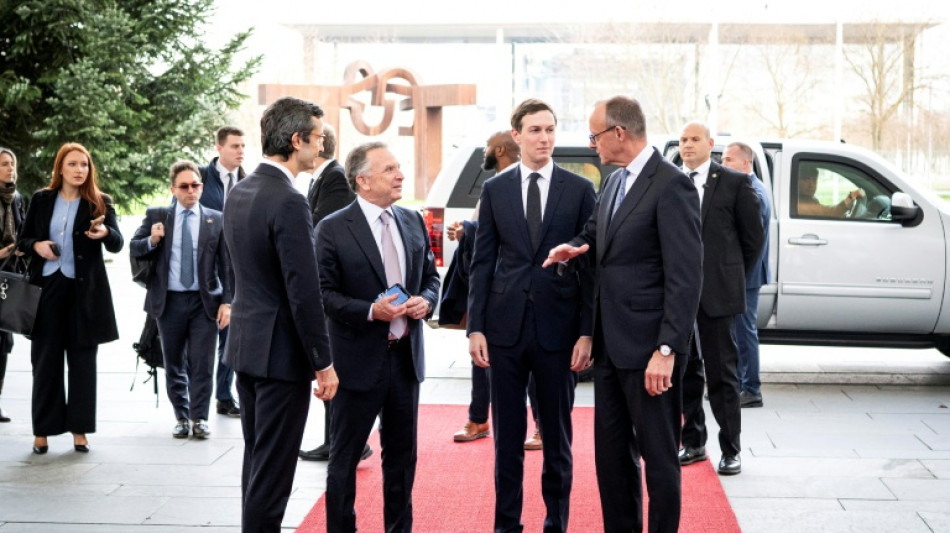 Zelenski se re&uacute;ne con emisarios de EEUU en Berl&iacute;n para negociar un fin del conflicto