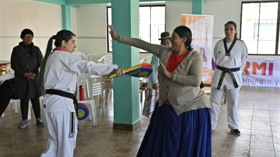 En Bolivie, initiation &agrave; l'auto-d&eacute;fense pour combattre la violence sexiste
