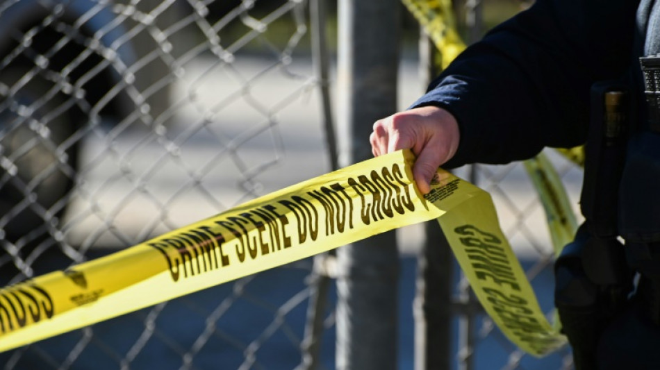 Hallan cuerpo de estudiante pr&oacute;fugo tras tiroteo en EEUU