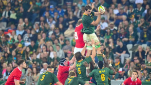 Etzebeth's father dies  four days before he is due to lead Springboks