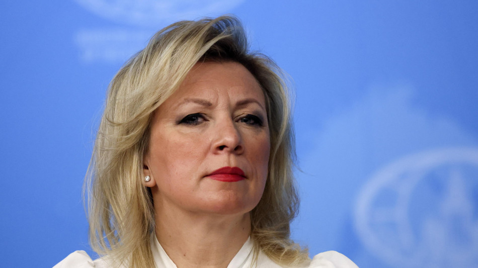 Mosca, 'europei stiano sotto al tavolo delle trattative, nessuno li ha invitati'