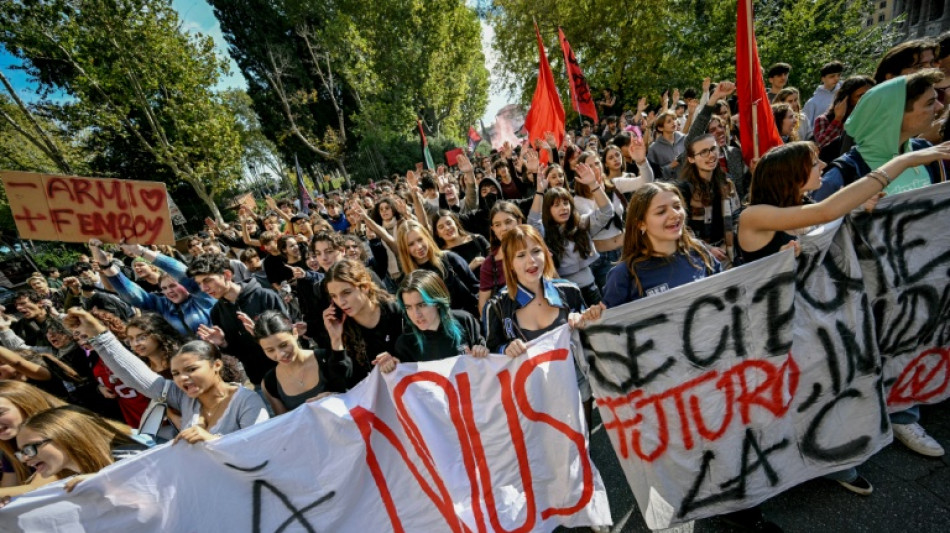 Gro&szlig;demos in Italien gegen hohe Preise - mehr Geld f&uuml;r Bildung gefordert