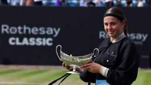 Ostapenko claims Birmingham Open title