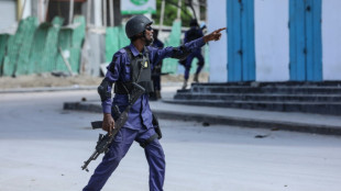 Mindestens 21 Tote nach Angriff von Shebab-Miliz auf Hotel in Mogadischu 