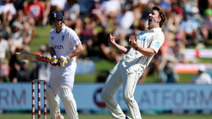 Broad fires England to verge of first Test win over New Zealand