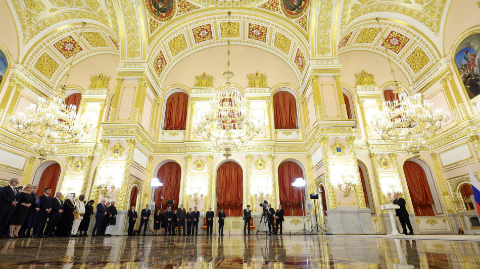 Putin, 'azioni pericolose di chi vuole comandare gli altri usando la forza'